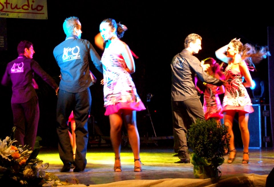 DSCF4496-Mambo Dance-Tremestieri Etneo-Sicilia-Italy-Castielli CC0 HQ