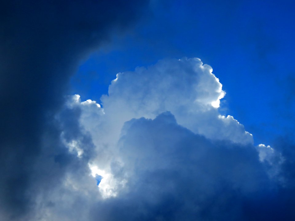 Clouds at Columbia River in Vancouver, WA