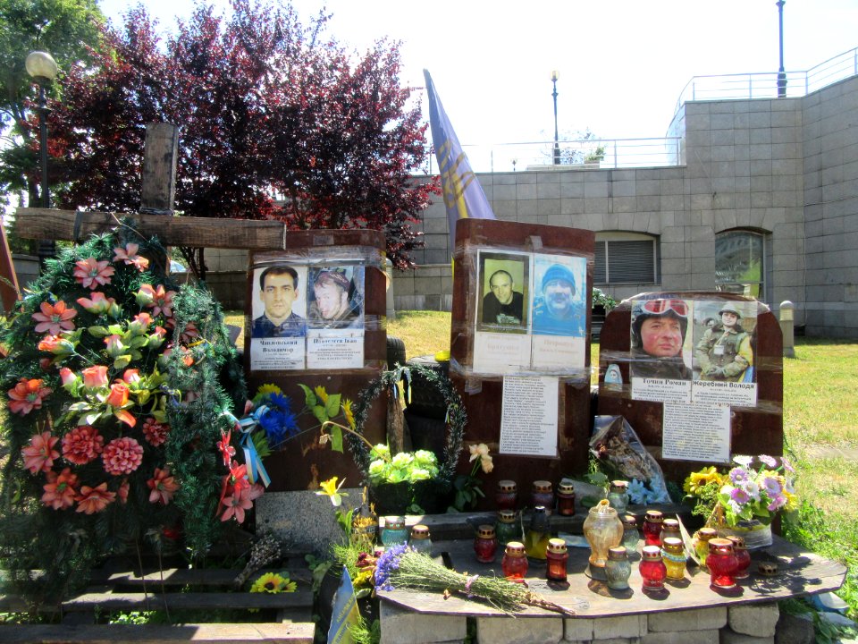Memorials to protestors killed Feb 20 2014 Kiev Ukraine