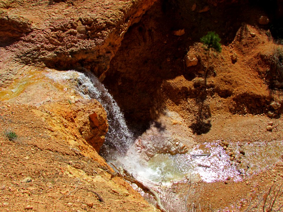 Waterfall at Bryce Canyon NP in Utah