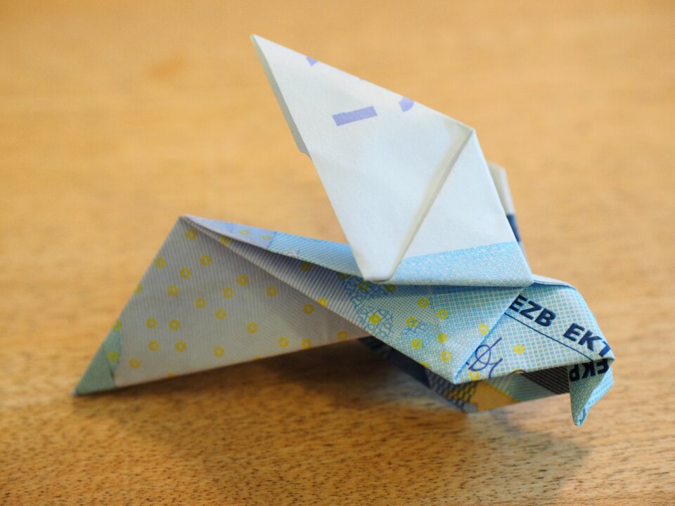 Fold bird paper folding art
