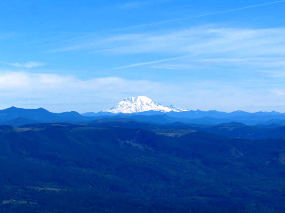 Mt. Rainier from Larch Mountain in Oregon