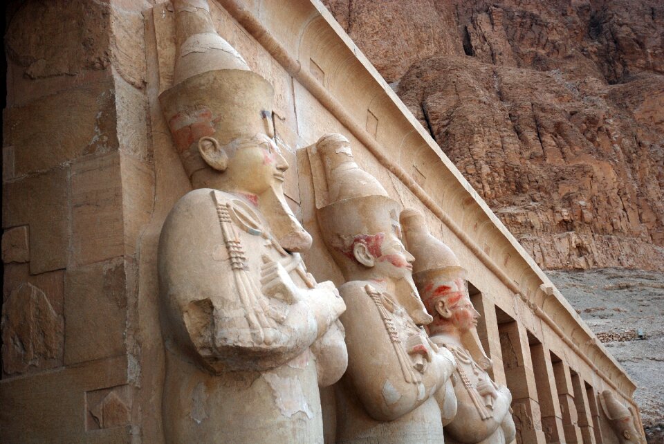 Luxor temple of hatshepsut monuments