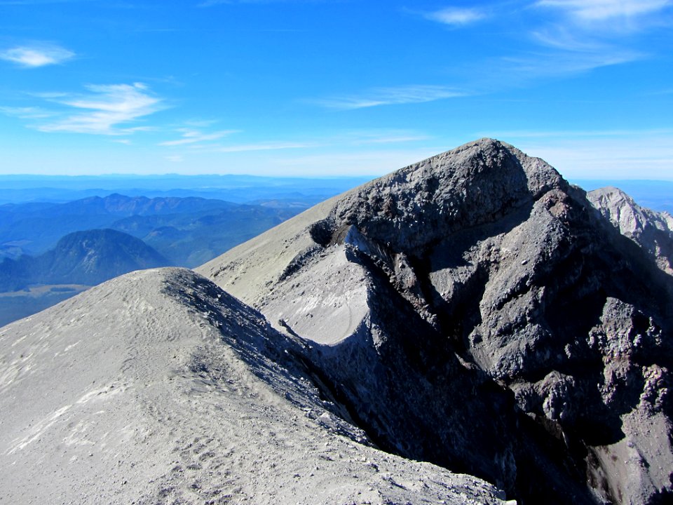 Mt. St. Helens Summit Trail in WA