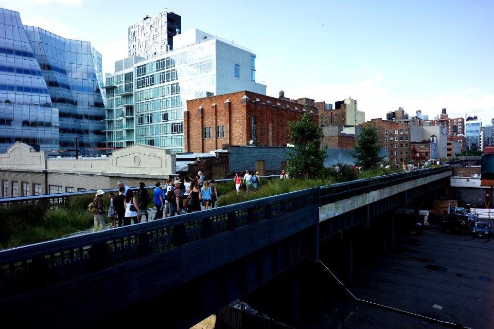 High Line Park, summer weekend, near 18th street