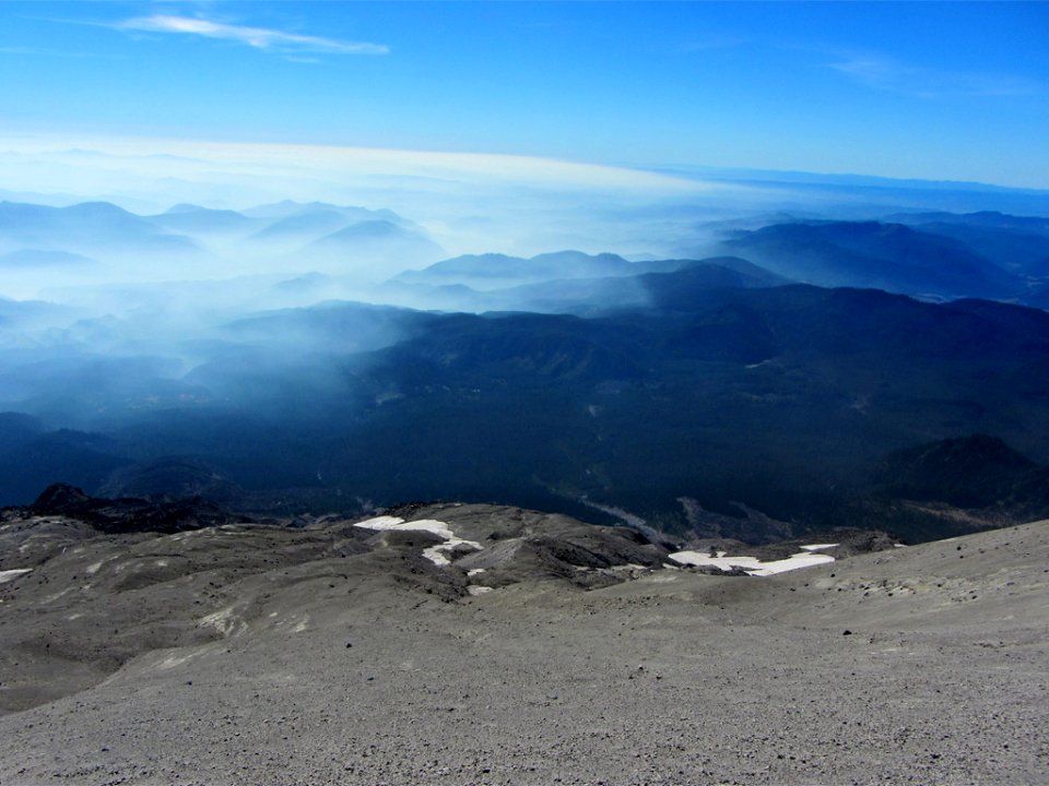 Mt. St. Helens Summit Trail in WA