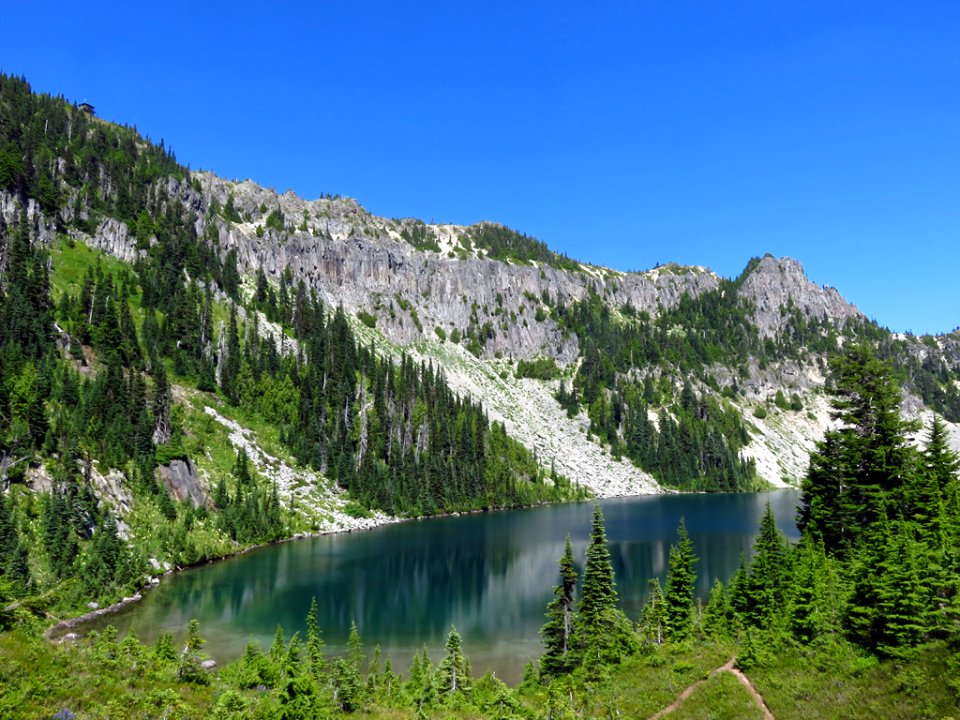 Eunice Lake at Mt. Rainier NP in WA