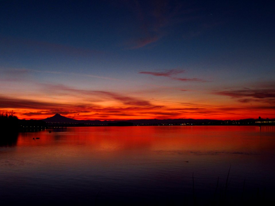 Sunrise at Columbia River 12/9/17