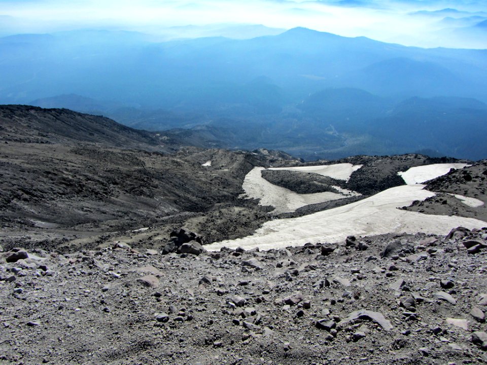 Mt. St. Helens Summit Trail in WA