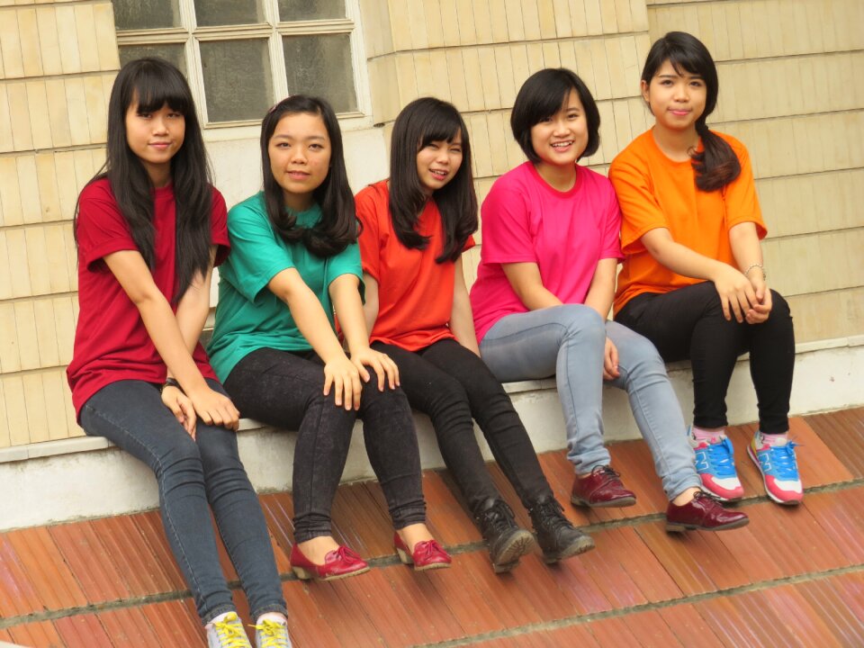 South korea students friends