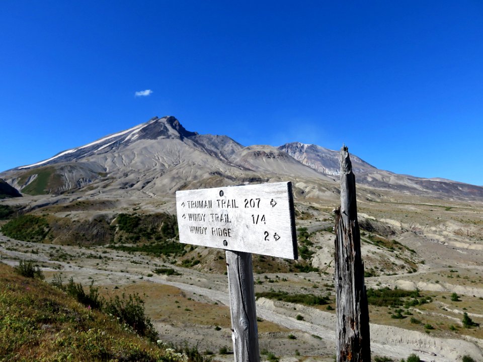 Truman / Loowit Trail at Mt. St. Helens NM in WA