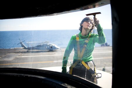 Ship military aircraft