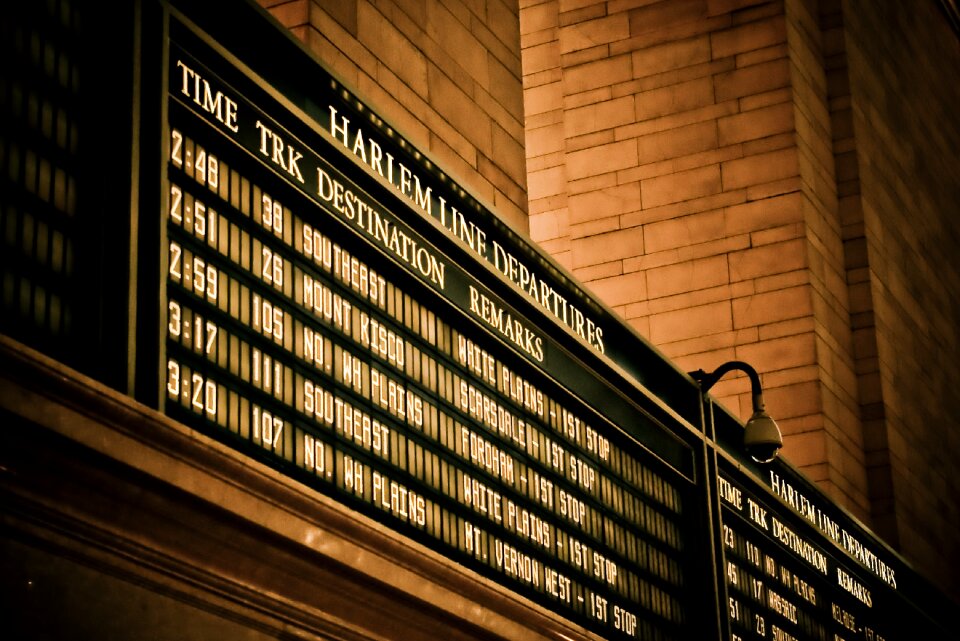 Departures harlem brown train