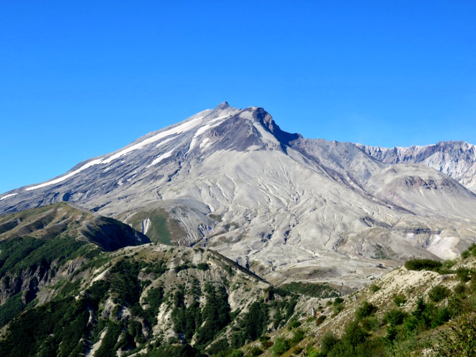 Truman / Loowit Trail at Mt. St. Helens NM in WA