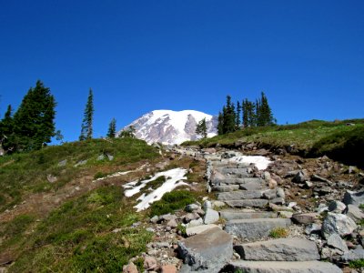 Paradise Skyline Trail at Mt. Rainier NP in WA