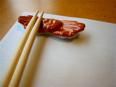 Classy Chop Stick Rest