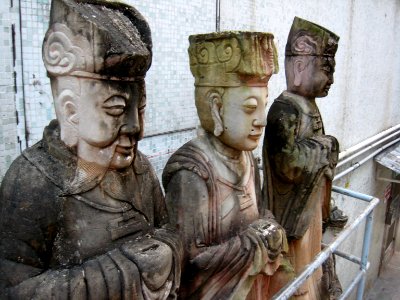 Three Wise Dudes