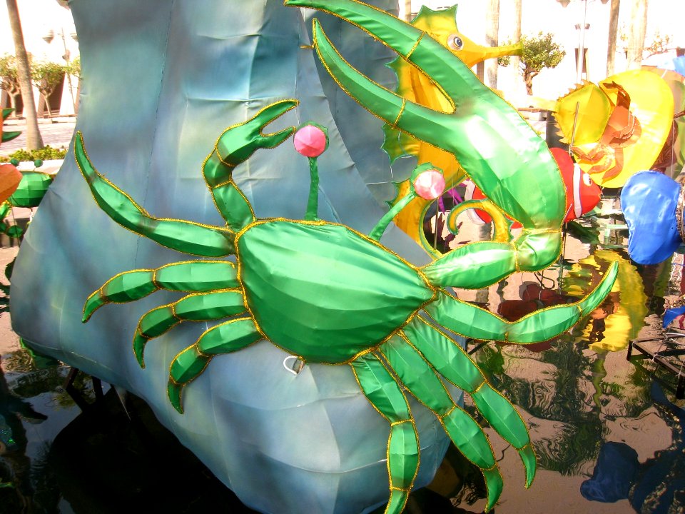 Green Crab Lantern