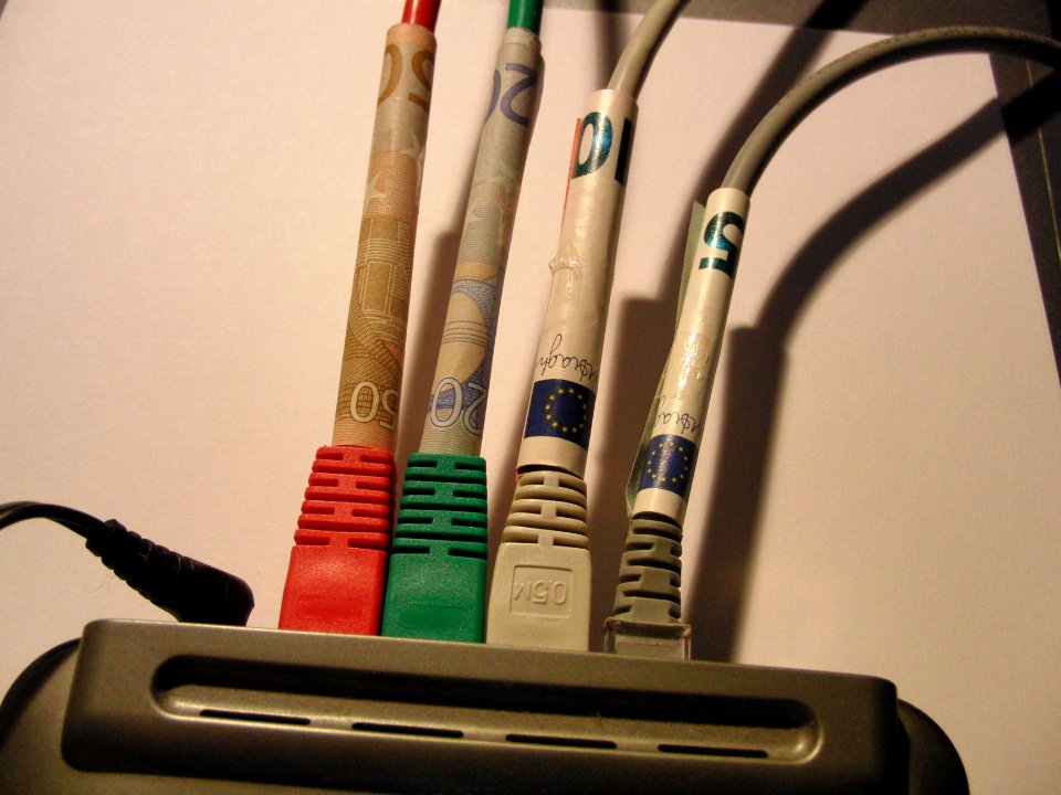 Netz - Switch und Geld