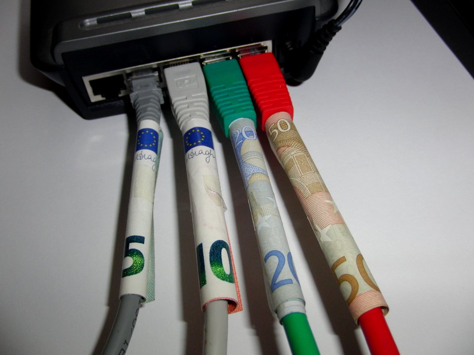 Netz - Switch und Geld