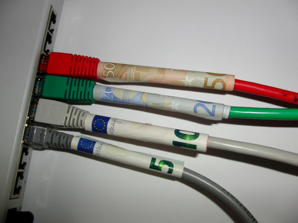 Netz - Switch und Geld
