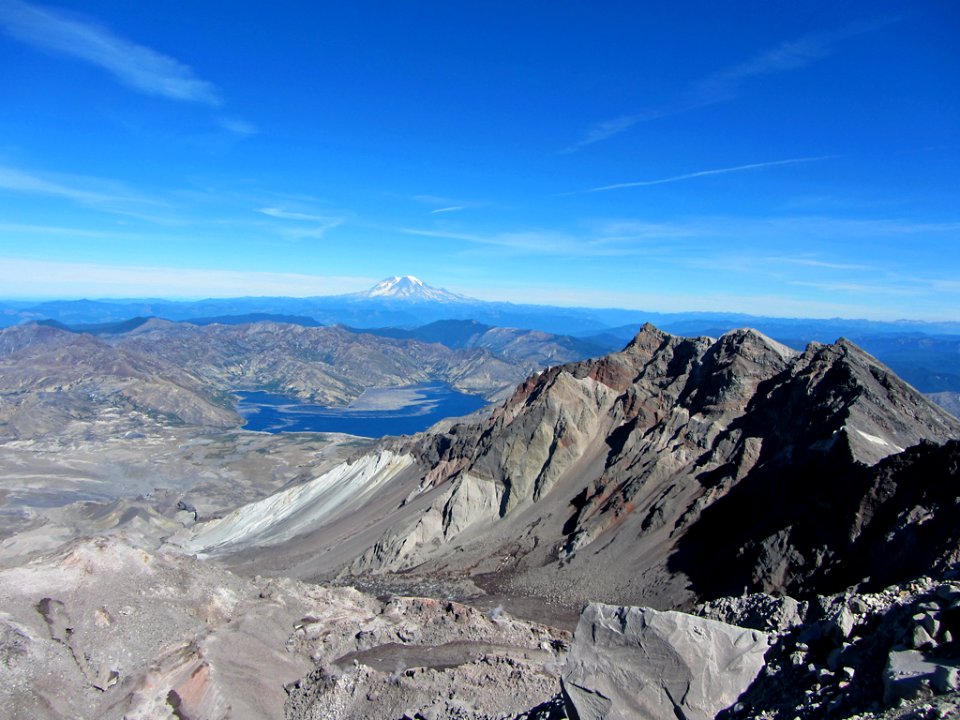Mt. St. Helens Summit Trail in WA