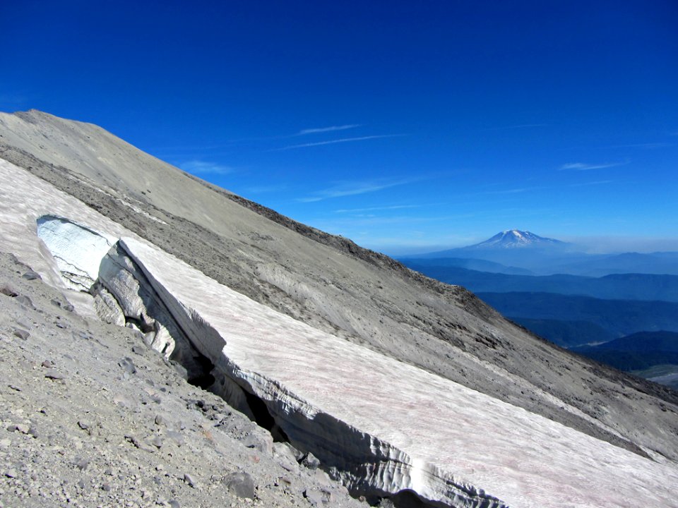 Mt. St. Helens Summit Trail in WA