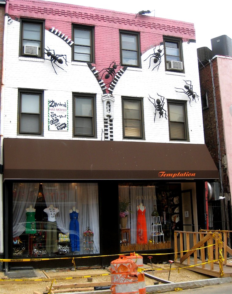 Zipper House