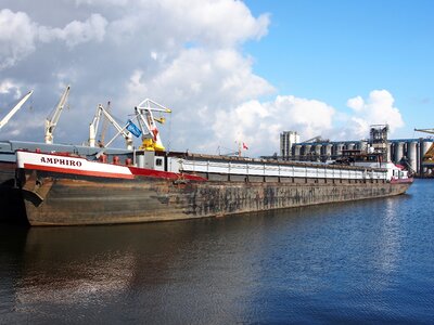 Amsterdam harbor freight