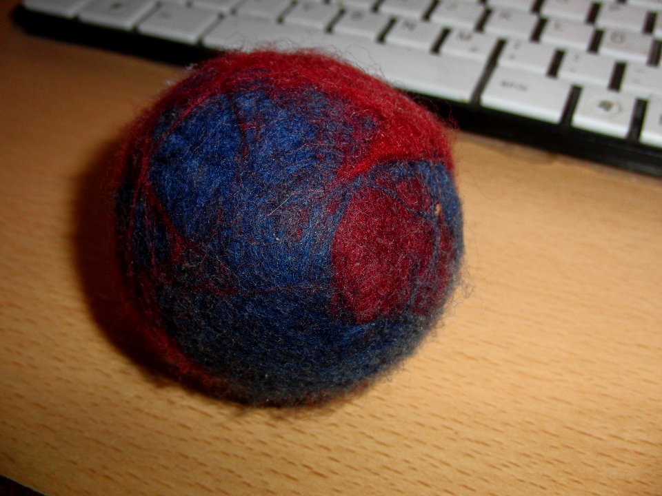 Tastatur und Ball