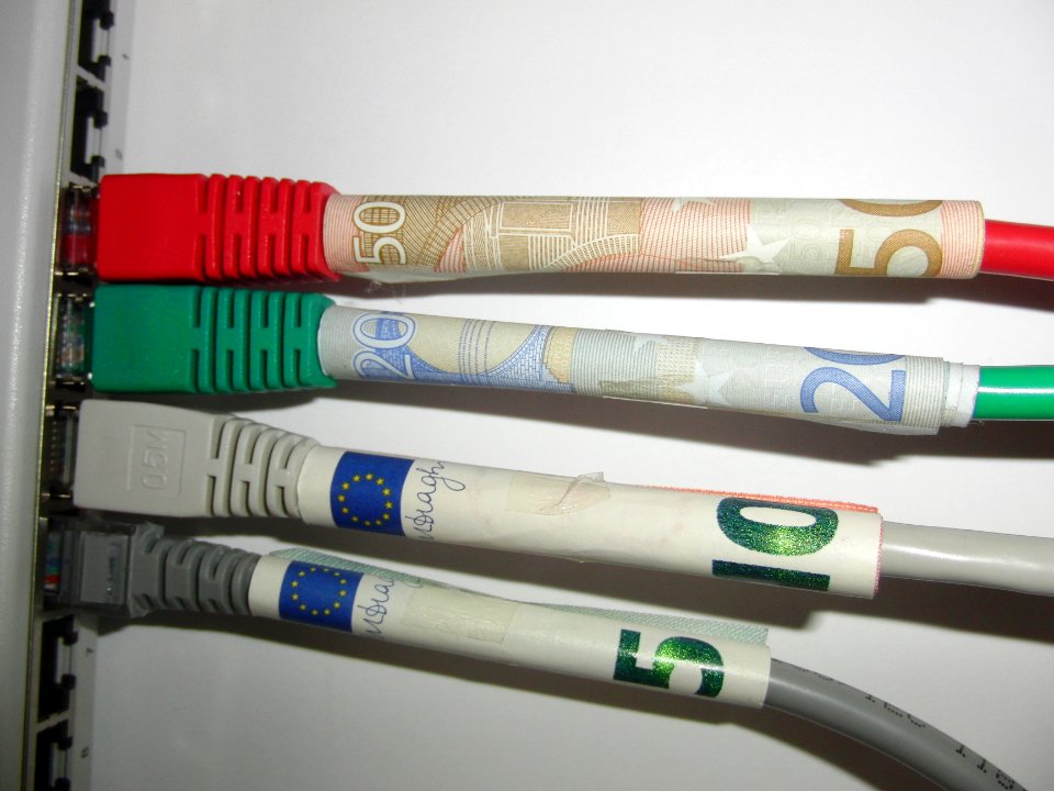 Netz - Switch und Geld