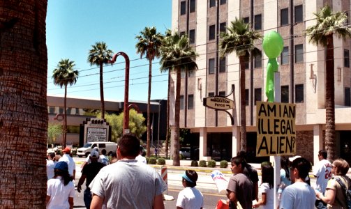 immigration fotos / am i an illegal alien? photo