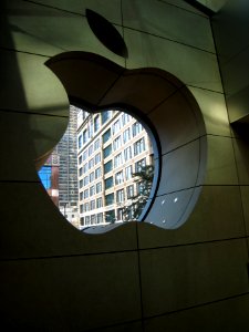 Apple View Out