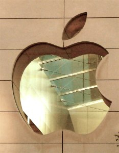 I Know that Logo