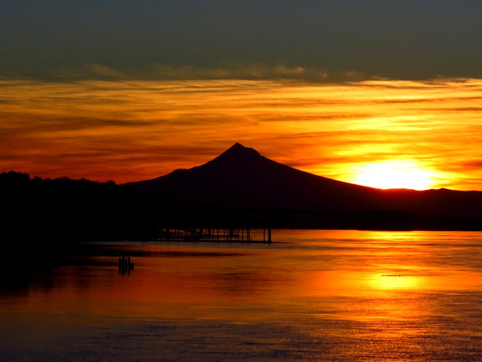 Sunrise with Mt. Hood and Columbia River in Washington