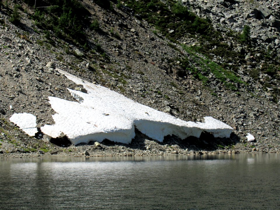 Lake Ann at North Cascades NP in WA