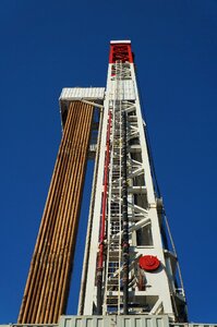Drilling rig search oil rig