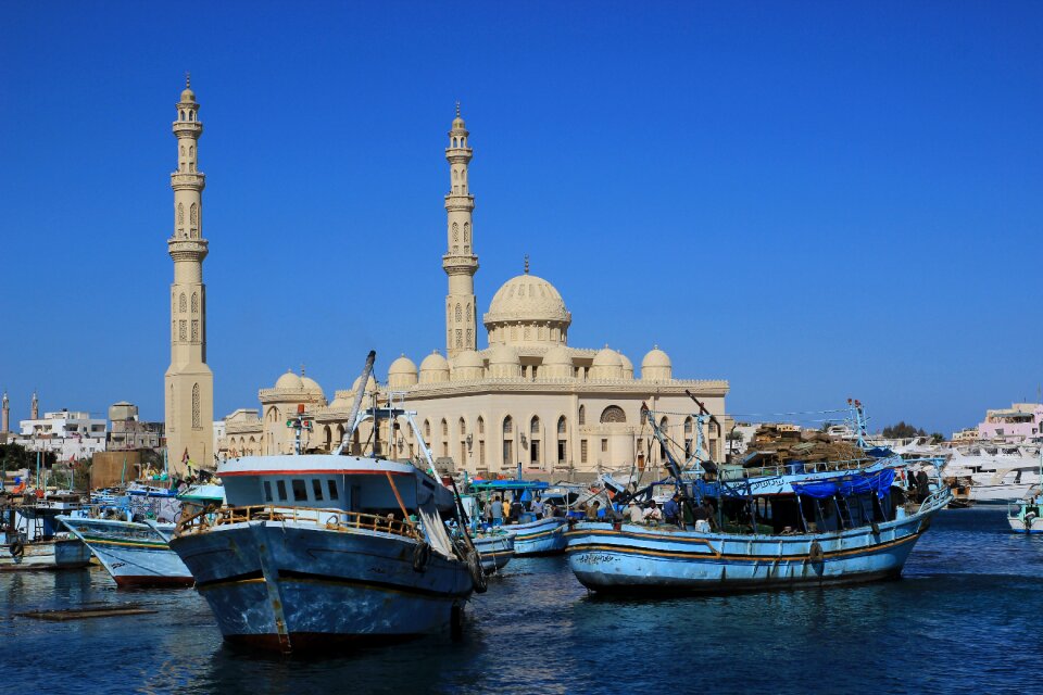 Red sea port mosque
