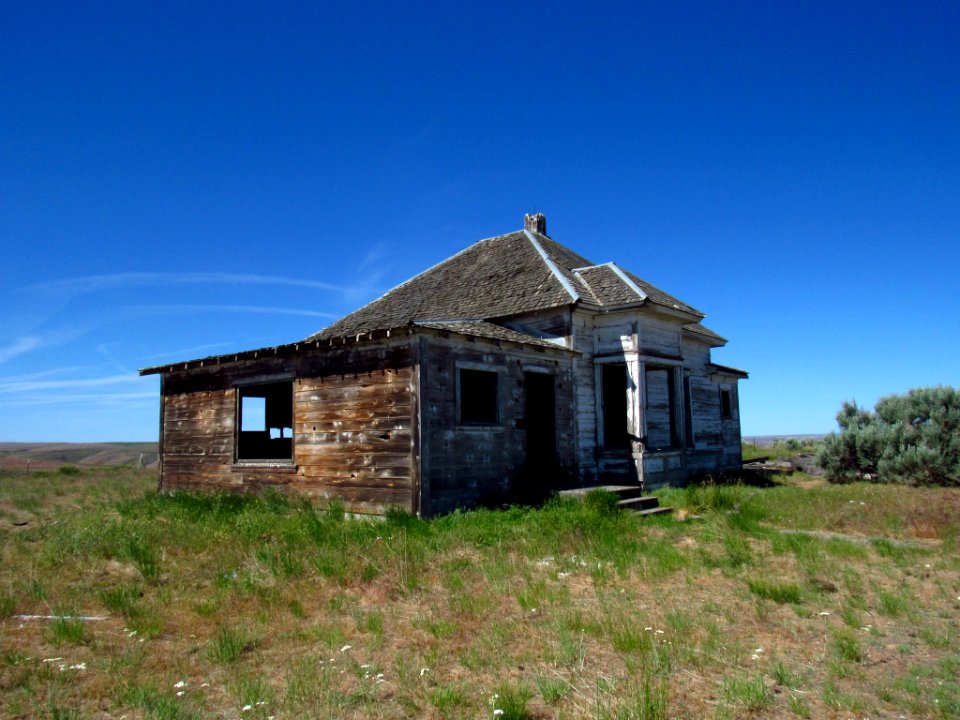 Abandoned House in Central Oregon