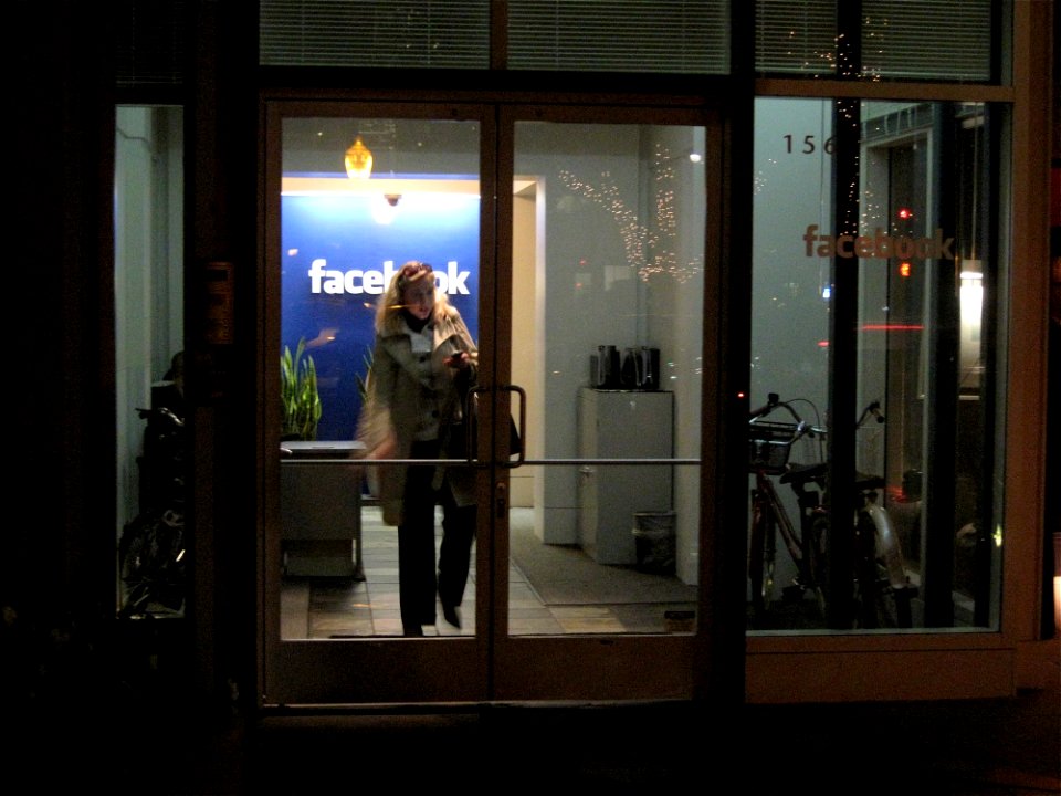 I See Facebook!