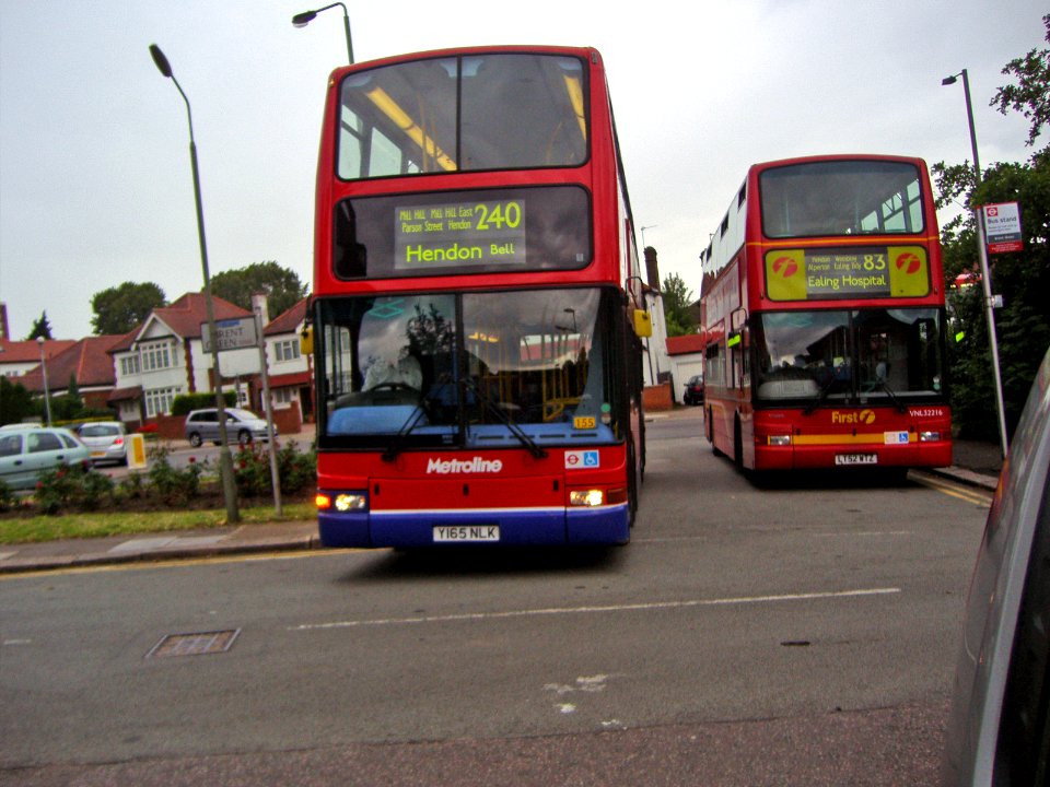 buses hendon