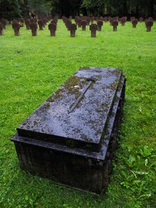 Woodland cemetery graves soldiers graves