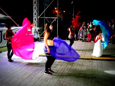 Pretty belly dancers