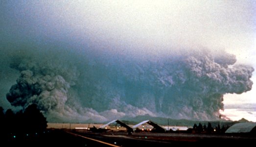 Eruption of Pinatubo Volcano (15 June 1991) (Luzon Volcanic Arc, Philippines)