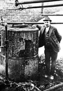 Samuel Kier & a five-barrel petroleum still