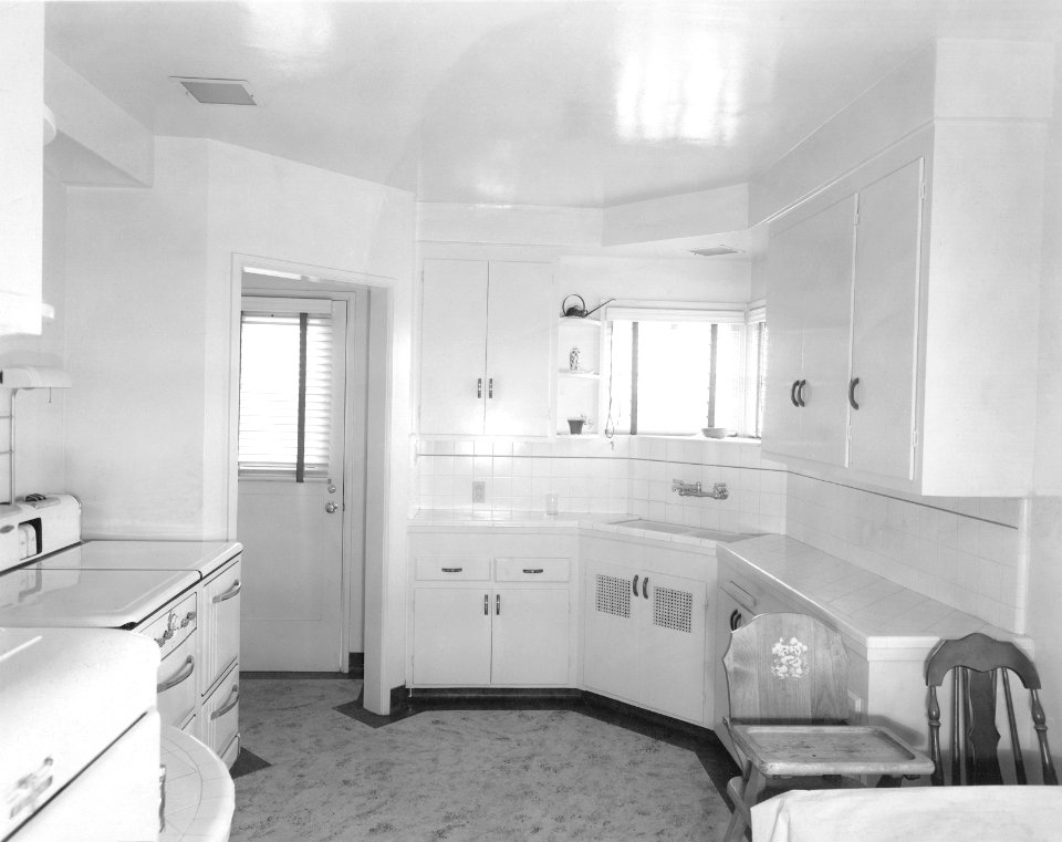 Kitchen and outer doorway