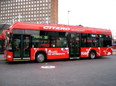 Citaro-HydrogenBus-London-CIMG0113 photo