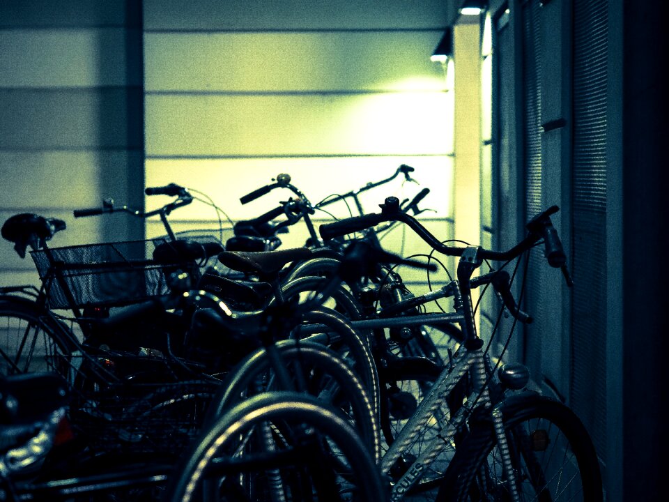 Parking possibility bike turn off