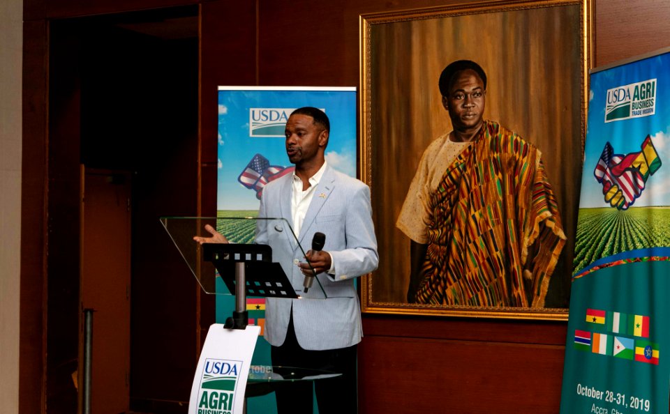20191027-DEPSEC-EMBASSY-GHANA00020