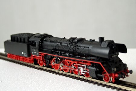 1950s scale h0 train photo